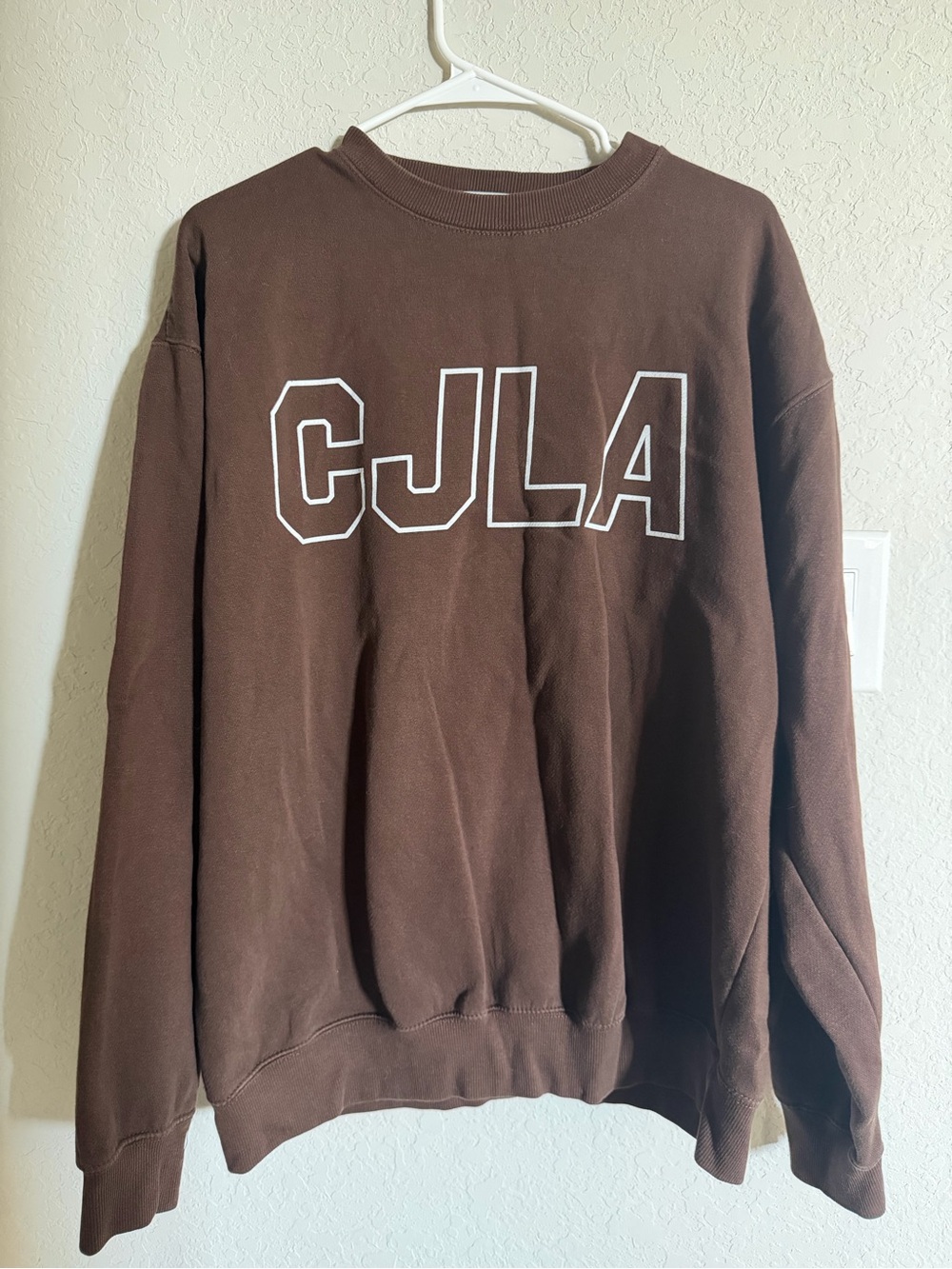 Carly Jean Los Angeles Brown 'CJLA' Crewneck Sweatshirt